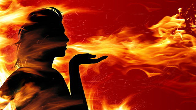 女人 女神 人物PPT背景图片 女神与火焰PowerPoint背景图片